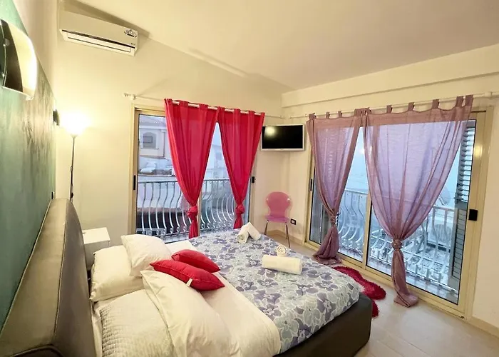 Apartment Taormina Center With Terrace, Via Celestino Penna 6
