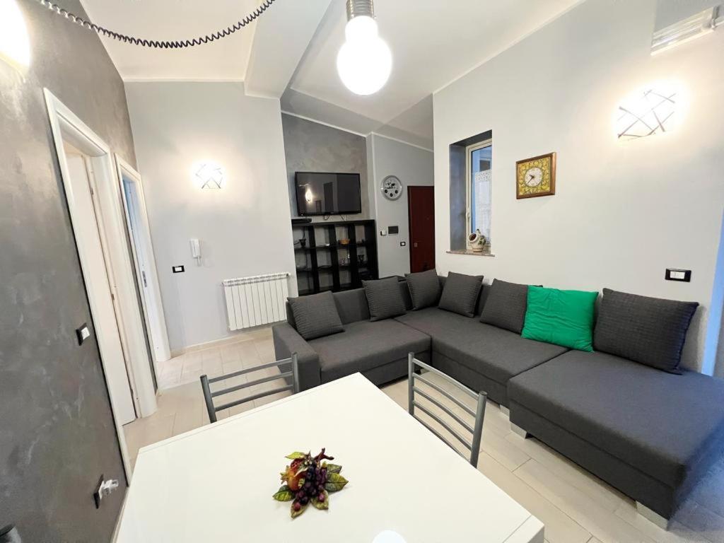 Center With Terrace, Via Celestino Penna 6 *