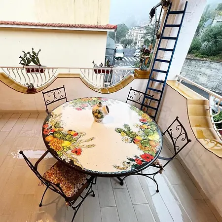 Apartment Taormina Center With Terrace, Via Celestino Penna 6 Exterior foto
